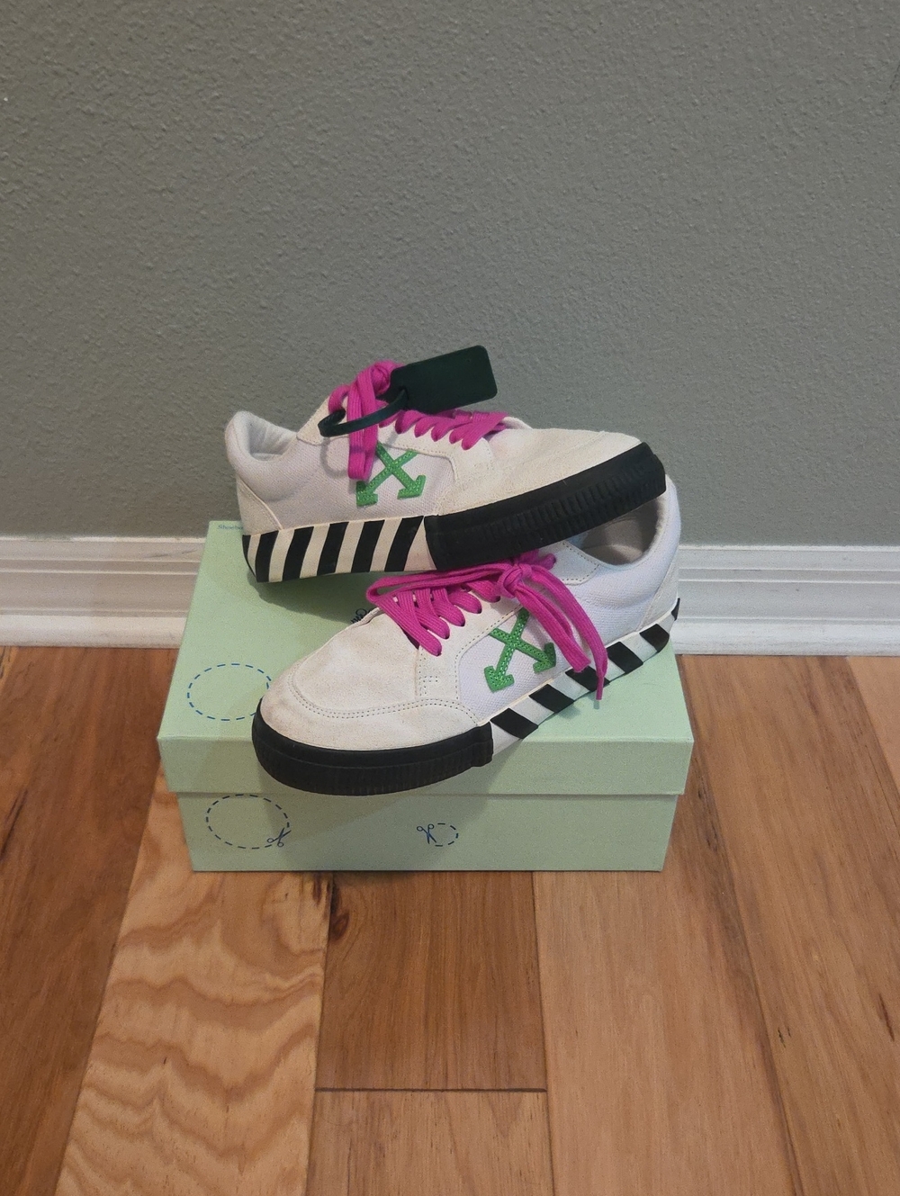 Off-White Vulcan Sneakers